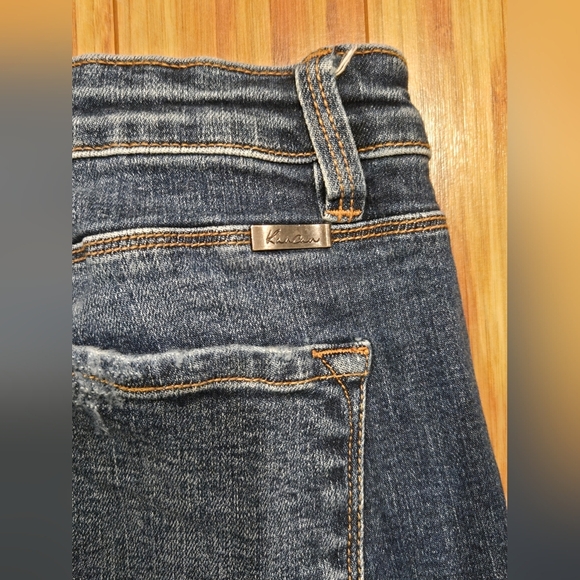 NWOT KanCan Distressed Jeans - Picture 8 of 9